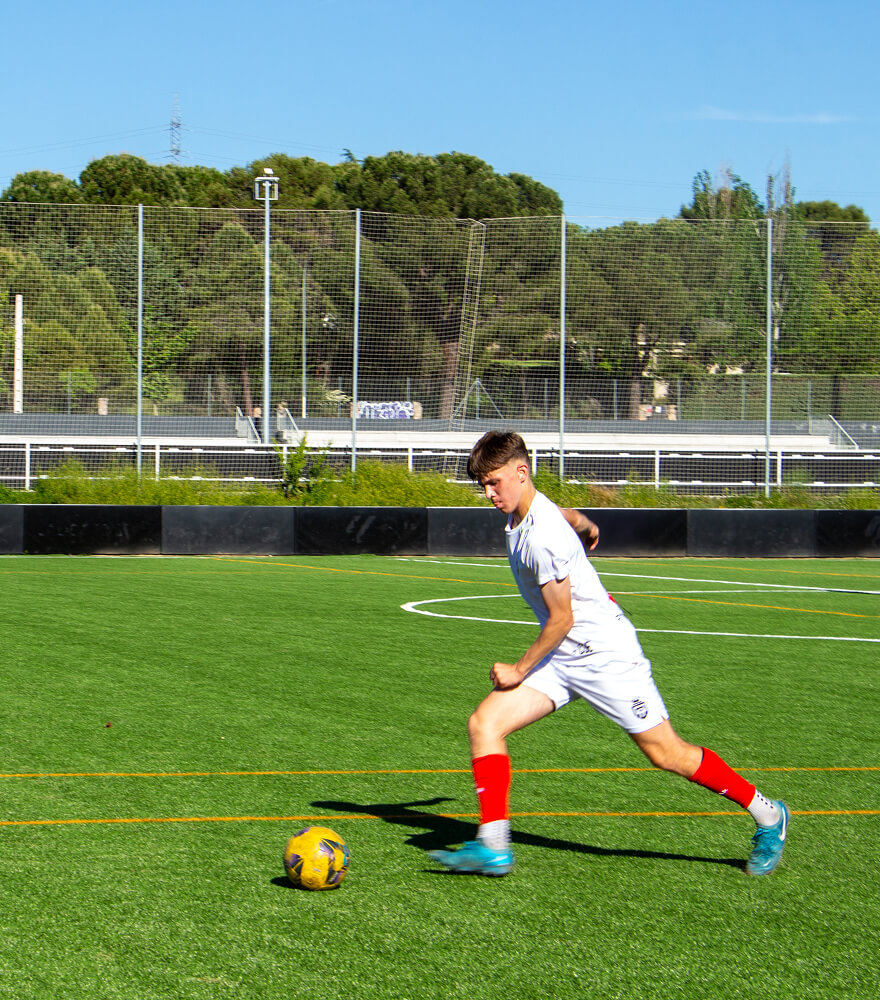 img_footballer_